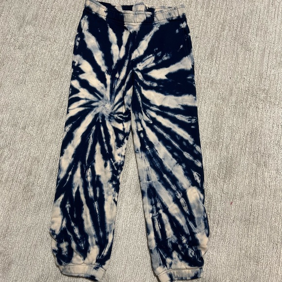 Cotton citizen blue and cream tie dye sweats - Picture 1 of 4